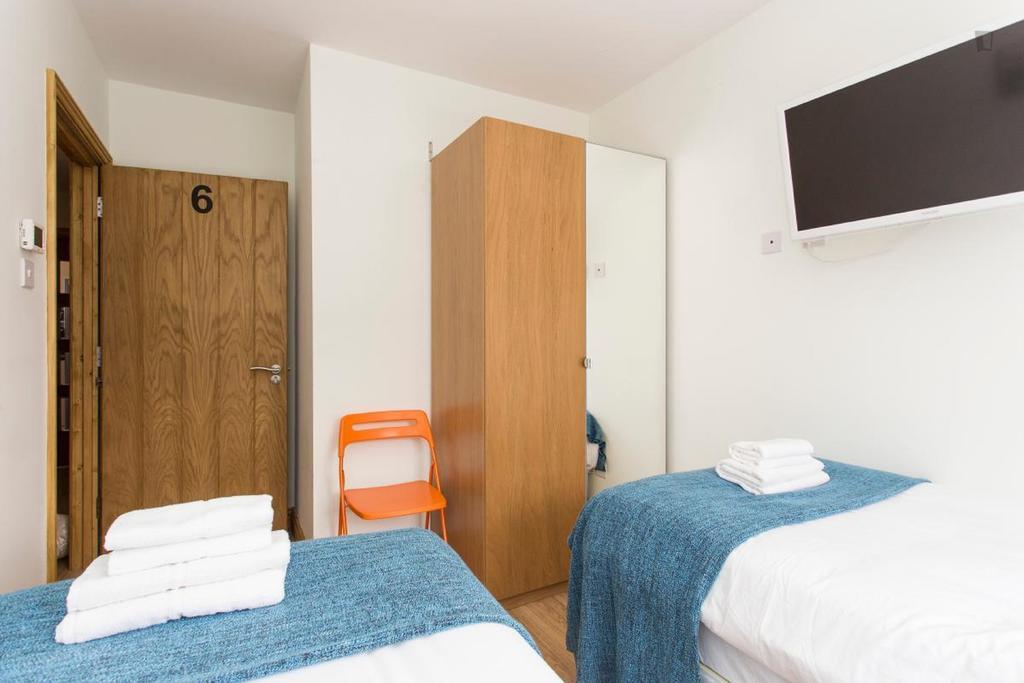 406 Harrow Hotel London Exterior photo